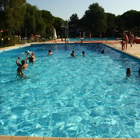 Family Flat In A With 3 Pools - Beahost Apartment *